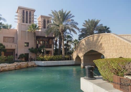 How to Get a Villa for Rent in Al Barsha